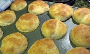 easy whole wheat dinner rolls recipe, thanksgiving, easy bread recipe