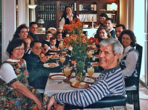 family, Thanksgiving, dinner table, family dinner, family recipes, organize recipes, holiday traditions, thanksgiving recipes, thanksgiving dinner, family meals, digitize recipes