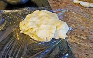 sweet empanada dough, empanadas, Cinco de Mayo, fiesta recipes, Mexican recipes, party recipes, dish dish, dishdish