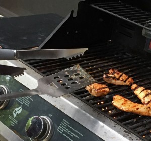 BBQ spatula and tongs at grill | Recipes