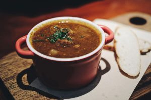 Soup in bowl by Unsplash | Packable Hot Lunch